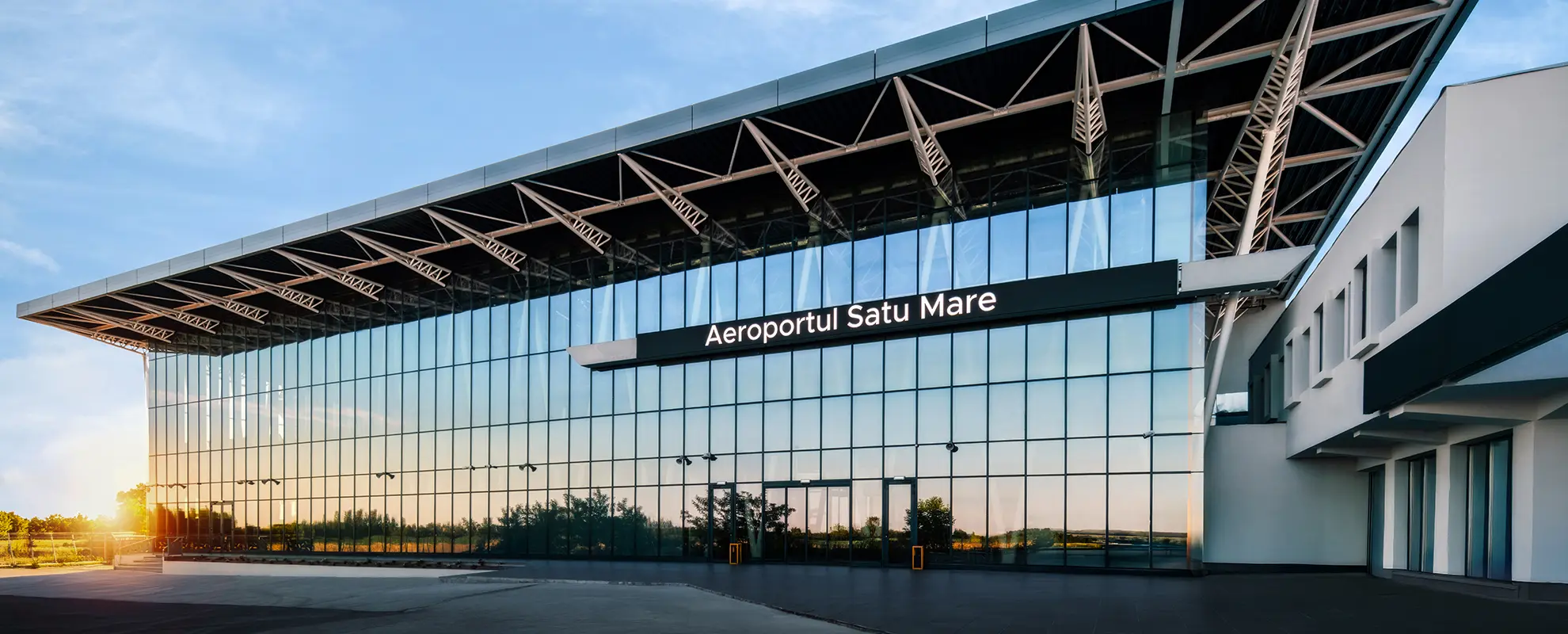 TP 62 Façade - Image 2